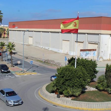 Pension Hidalgo 2 Utrera Extérieur photo