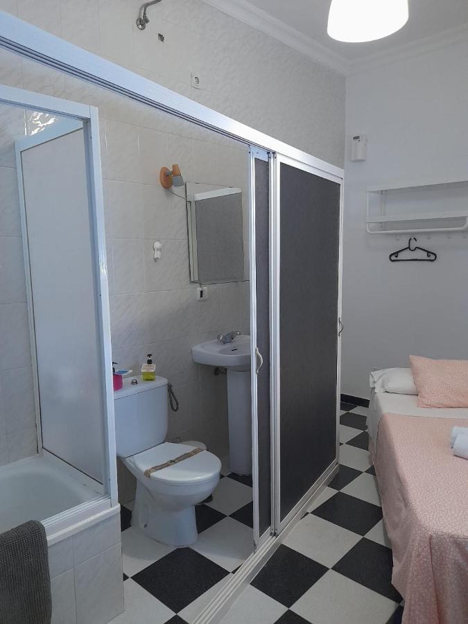 Pension Hidalgo 2 Utrera Extérieur photo