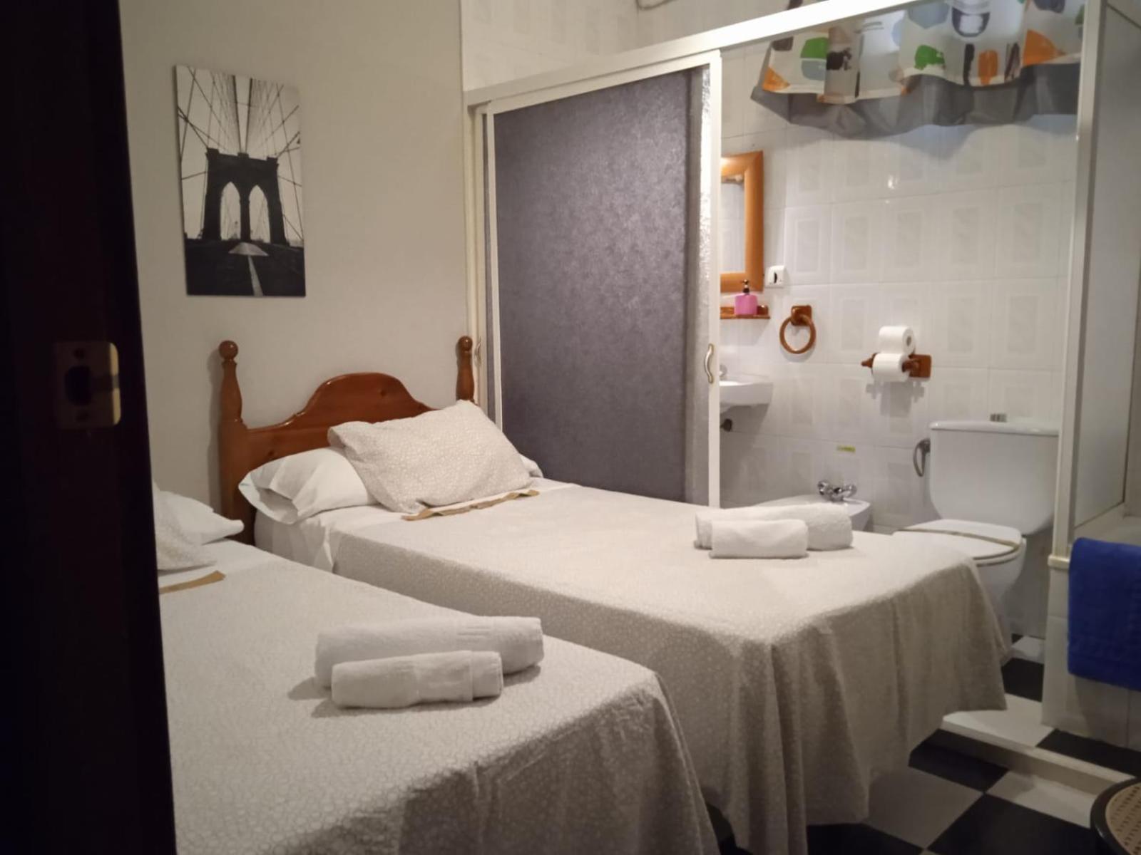 Pension Hidalgo 2 Utrera Extérieur photo